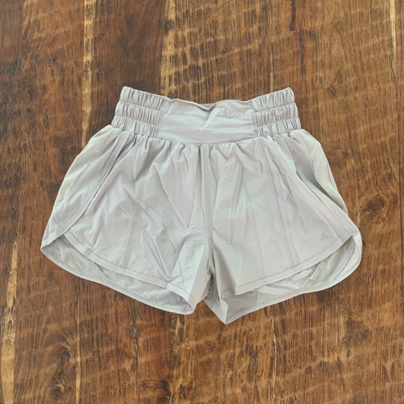2 or 1 pair Balance Athletica Breeze shorts - Picture 6 of 6